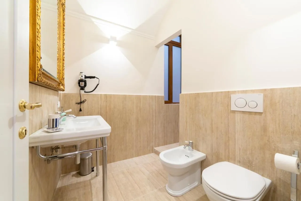 Altafronte Enchanted Suite Close To Uffizi Gallery Florence Italy