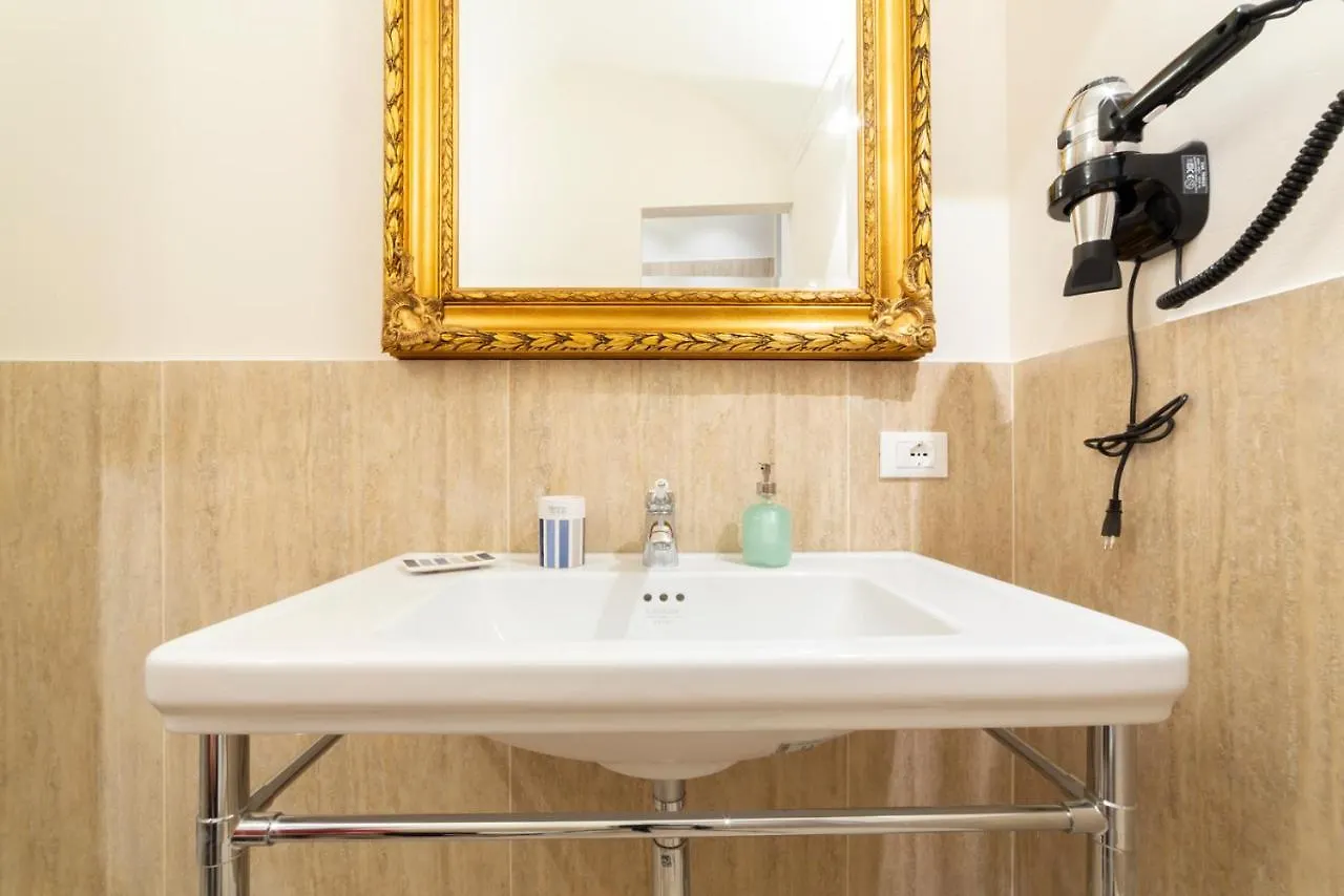 Altafronte Enchanted Suite Close To Uffizi Gallery Флоренция